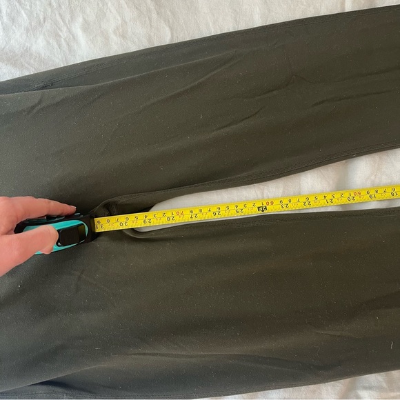 Lululemon Groove Nulu High Rise Flare Pant - Picture 6 of 10